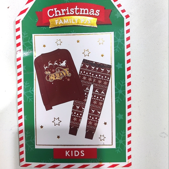 NWT We Believe Red: Festive Family Pajama Set Reindeer shiny Gold Cotton - Picture 2 of 6